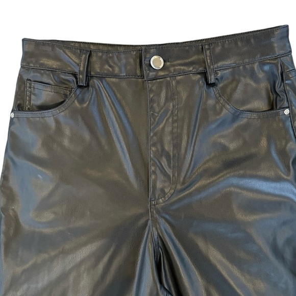 Zara Faux Leather Pants Size 6 Black  Straight 5 pocket Stretch Soft Zipper - Picture 4 of 8